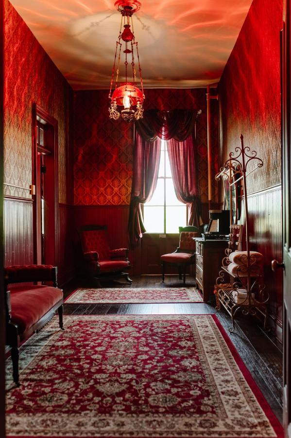 White House Hotel Hermann Extérieur photo