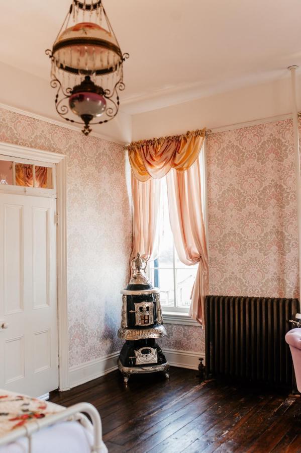 White House Hotel Hermann Extérieur photo